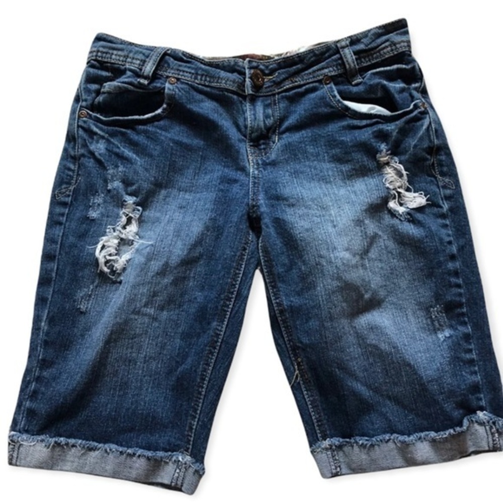 BONGO Shorts Women’s Size 7 Distressed Blue Jean‎ Cuffed